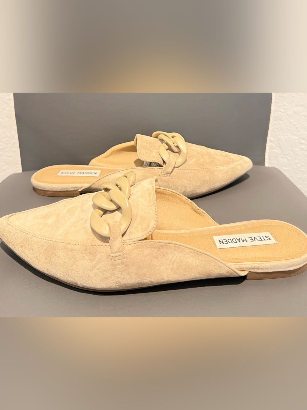 Steve Madden Fleur Women's Pointed-Toe Suede Mule Sand Size 9.5